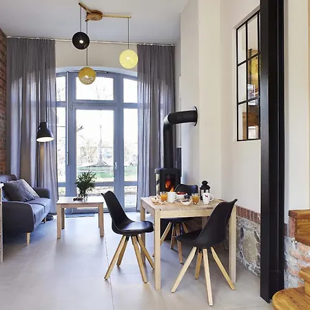 Tenne Apartment *
